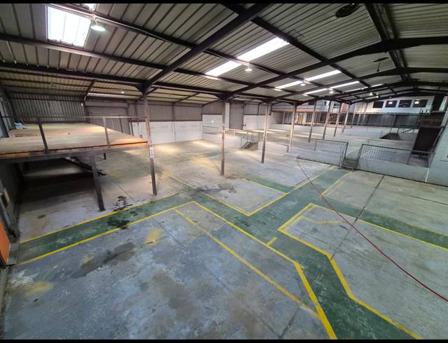 600M² WAREHOUSE TO LET IN WADEVILLE